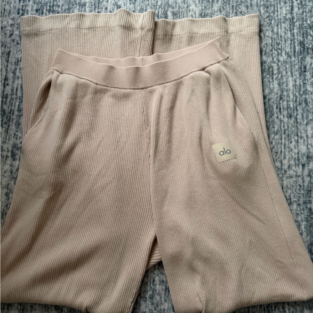 Alo Yoga Sweater Ribbed Lounge Pants